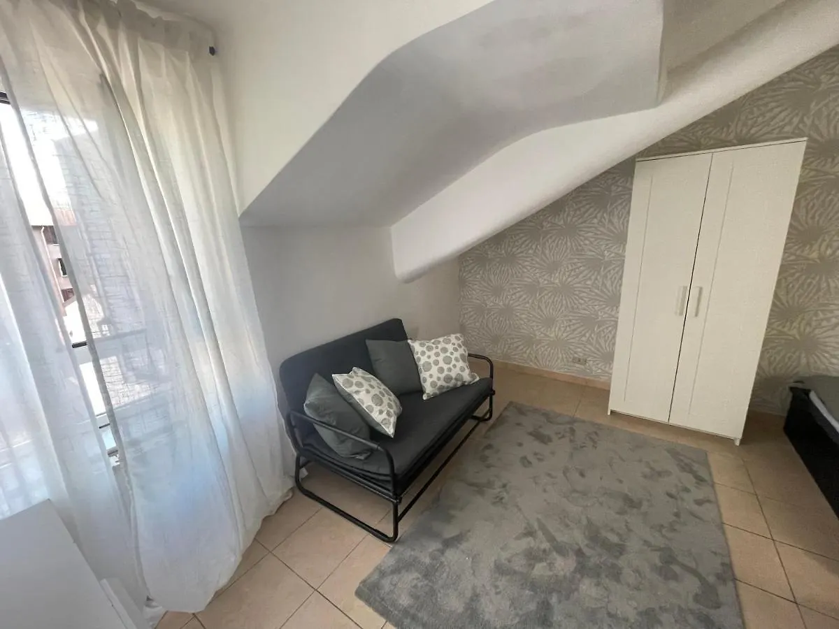 Mansarda Di Nolo-Mm Pasteur-Red Line Apartment Milan