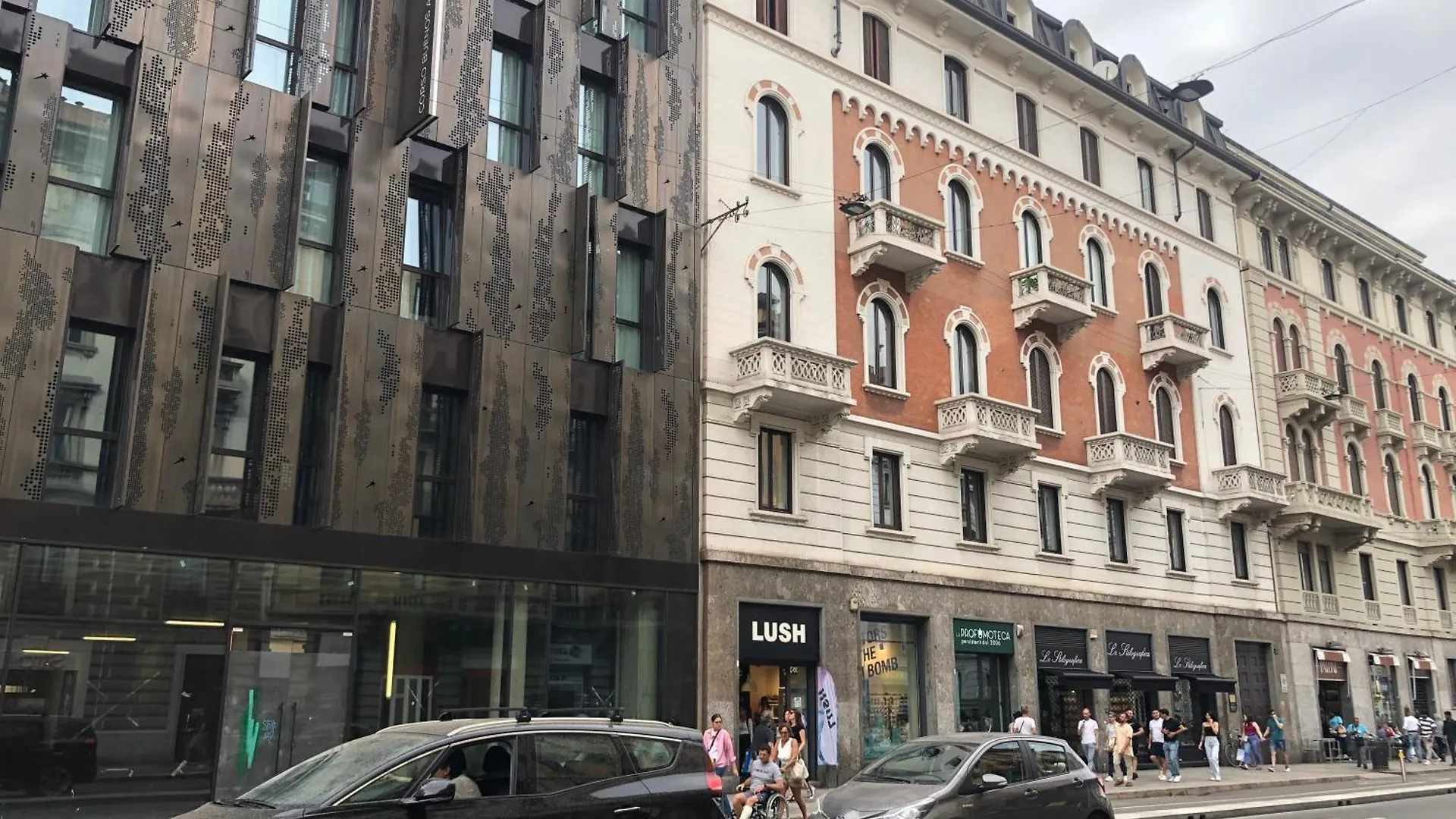 Mansarda Di Nolo-Mm Pasteur-Red Line Apartment Milan 0*,  Italy